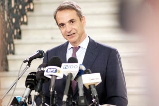 Απέκλεισε τους δυσαρεστημένους
