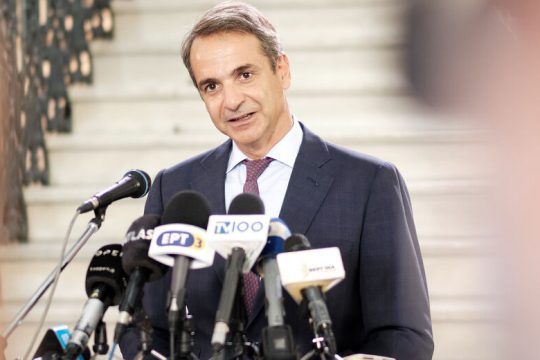 Απέκλεισε τους δυσαρεστημένους