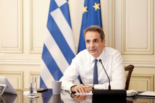 Προβλέψιμοι και έτοιμοι να παραδοθούν…
