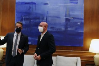 «Συνευθύνη Ελλάδας και Ε.Ε.» για αποθήκες ψυχών