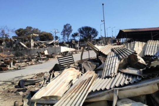 ΣΥΡΙΖΑ: Εικόνες πολέμου αντίκρισαν οι ευρωβουλευτές της Αριστεράς στη Μόρια