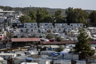 Ο Μηταράκης ψάχνει οικόπεδα για επέκταση ΒΙΑΛ και Μόριας