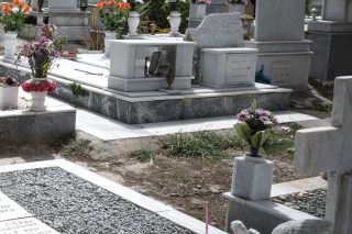 Δεν τον αφήνουν να θάψει τη μητέρα του στο χωριό της γιατί είχε κορονοϊό