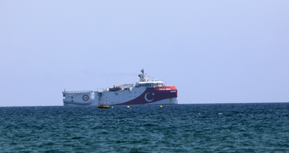 Με αντι-NAVTEX και προειδοποιήσεις απαντά η Αθήνα στην Άγκυρα