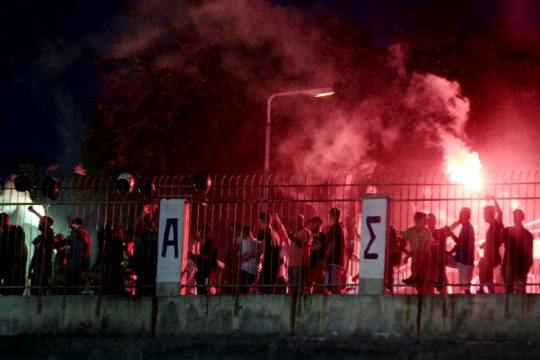 Επεισόδια και τραυματισμοί στην Καλλιθέα