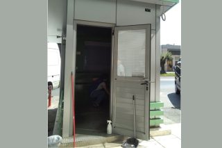 Σε αποθήκη 2 τ.μ. λειτουργεί ο μοριακός αναλυτής