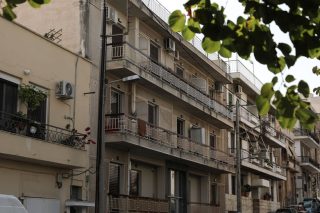 Αναζητούν τη σύνδεση σε στικάκια