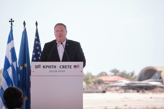 Τι θέλει ο Πομπέο σε Θεσσαλονίκη και Σούδα;