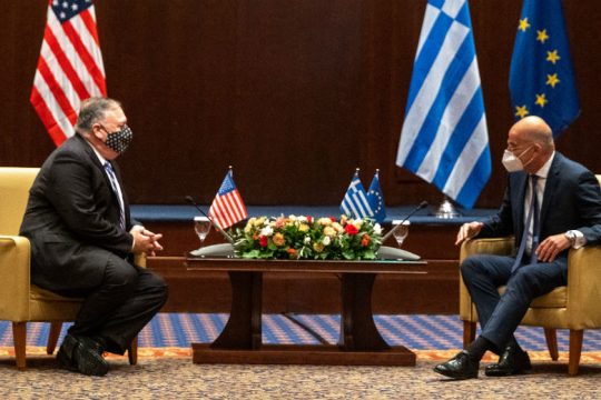 ΣΥΡΙΖΑ-Π.Σ.: Πότε θα φέρει στη βουλή η κυβέρνηση τις συμφωνίες με τη Βόρεια Μακεδονία;