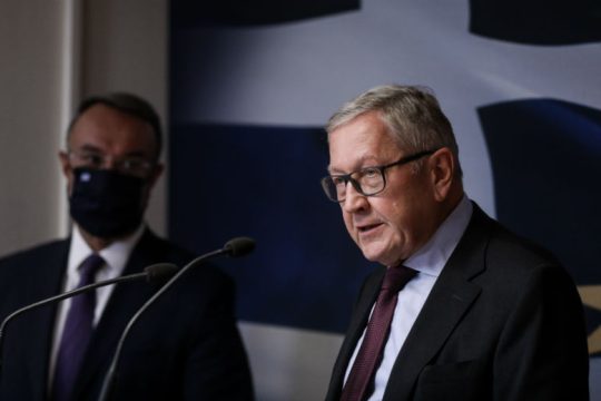 «Καμπανάκι» Ρέγκλινγκ για τις εκκρεμείς συντάξεις