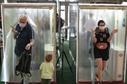 Ξεπέρασαν το 1 εκατ. τα κρούσματα του κορονοϊού στη Ρωσία