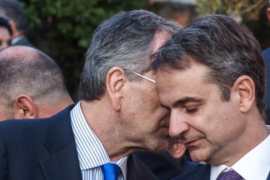 Φουλ επίθεση «φιλοσαμαρικών» σε Μητσοτάκη για Πρέσπες και ελληνοτουρκικά