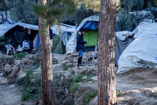 Συνέλαβαν 42χρονο για την πυρκαγιά κοντά στο ΚΥΤ Σάμου