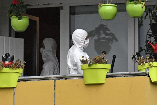 Κατηγορούμενη η 27χρονη μητέρα των 5 παιδιών που δολοφονήθηκαν στη Γερμανία