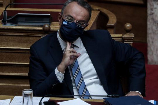 Τα κλιμάκια επιστρέφουν, τα κονδύλια αργούν