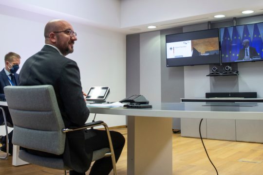 Αναβάλλεται η Σύνοδος Κορυφής εξαιτίας κορονοϊού