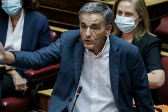 Ε. Τσακαλώτος: «Ο λαός κατανοεί την πραγματικότητα της τριπλής κρίσης»