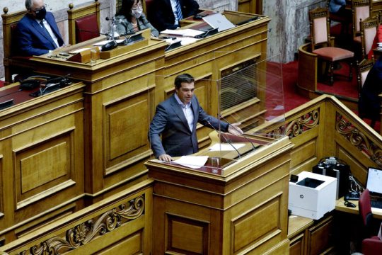 Συνέχεια στην αντιπαράθεση