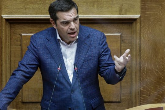 Τσίπρας: Λειτουργείτε ως τοκογλύφος για να εισπράττετε προπαγάνδα