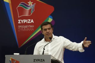 Ο Τσίπρας πήρε από το χέρι τον ΣΥΡΙΖΑ