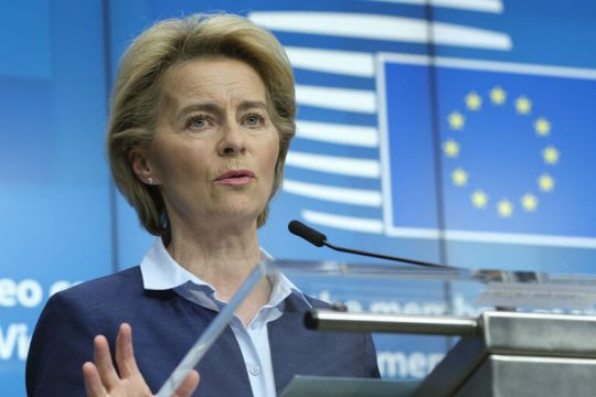 Οδηγίες Κομισιόν για τις επενδύσεις στα εθνικά σχέδια ανάκαμψης
