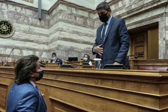 Από τα 71 στα 70