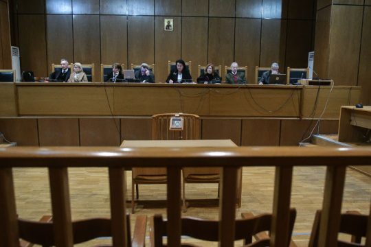 Η «Ώρα της Απόφασης» εν αναμονή της απόφασης για τη Χρυσή Αυγή