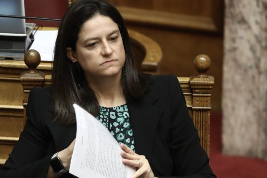 Η ήττα της υπουργού Παιδείας