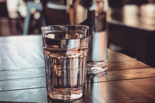 Αυξήσεις στα τιμολόγια του νερού φέρνουν οι ιδιωτικοποιήσεις