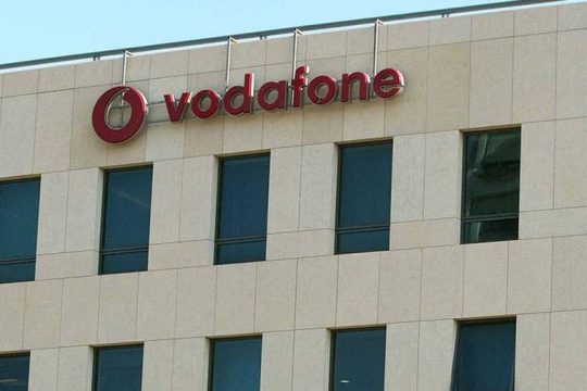 Η Vodafone στηρίζει τους συνδρομητές της στη Σάμο