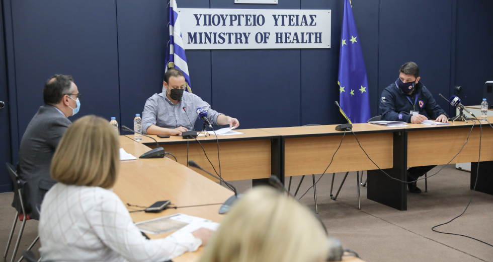 Νέο άλμα στα κρούσματα, 6 νέοι θάνατοι από Covid-19