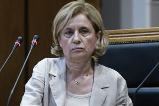 Η εισαγγελέας απολογήθηκε στην υπεράσπιση!
