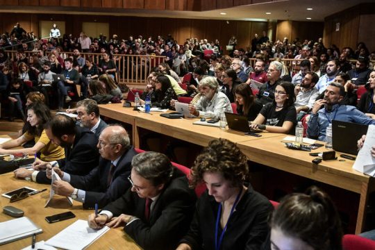 Η δίκη, τα ΜΜΕ και οι δημοσιογράφοι