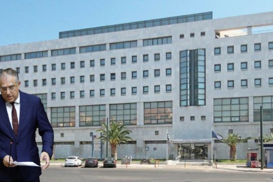 Ιδιώτες και «ημέτεροι» σε πόστα του Δημοσίου