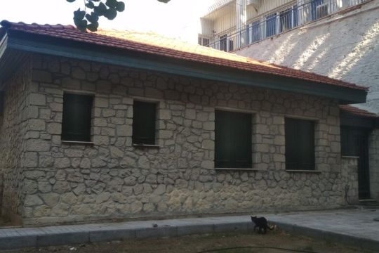 Ακατάλληλο για ανηλίκους…