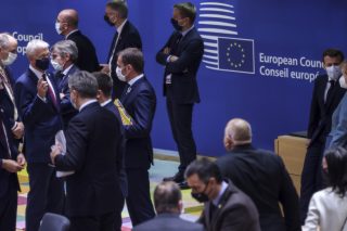 Ζητείται συνέπεια από την Ε.Ε.