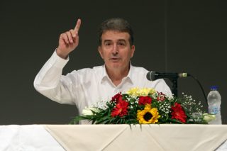 Κάποτε ήθελε κι αυτός να λέγεται «αριστερός»