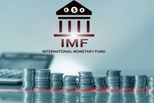 Υποβαθμίζει τις προβλέψεις του για 2021 το ΔΝΤ, ζητά μέτρα στήριξης