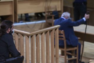 Από τα νταηλίκια στα κλαψουρίσματα
