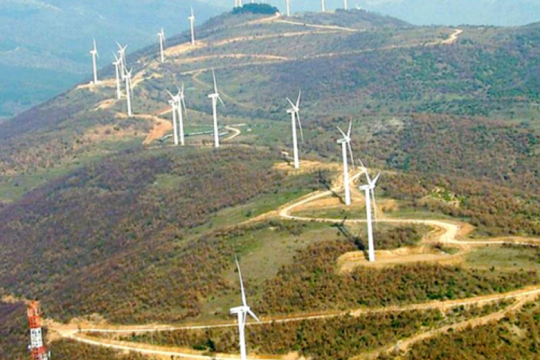 Κίνηση… ματ κατά του διπλασιασμού της ισχύος των αιολικών σταθμών