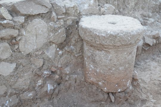 Πολυτελή λουτρά με πισίνες και αποδυτήρια