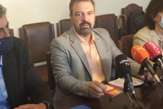 Στ. Αραχωβίτης από Ηράκλειο: “Η ΝΔ χωρίζει τους αγρότες σε δύο ταχύτητες”