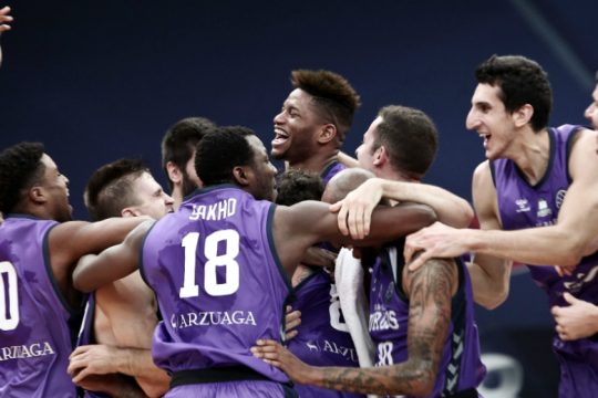 Βγήκαν στους δρόμους
