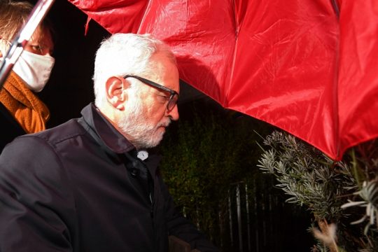 Προσωρινά (;) εκτός Εργατικών ο Κόρμπιν