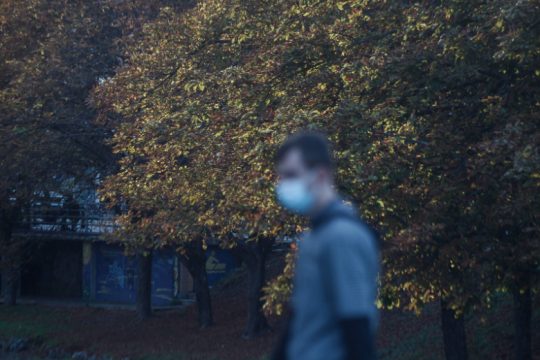 Συναγερμός για την έξαρση του κορονοϊού τον Οκτώβριο