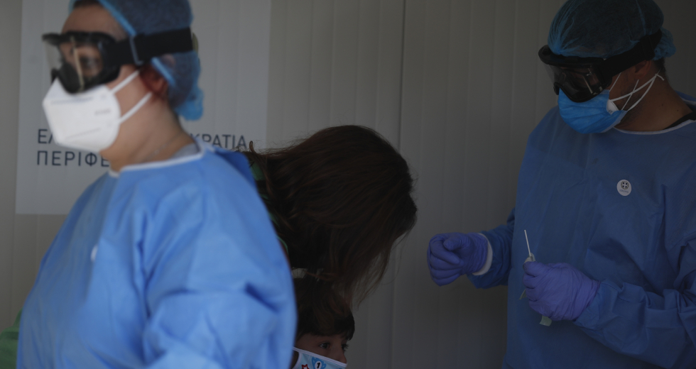 Θεσσαλονίκη: Κανένας έλεγχος στα εργοστάσια, φόβοι για αύξηση κρουσμάτων
