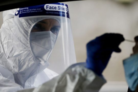 Τεστ – εξπρές για τη διάγνωση του Covid-19 αναπτύσσει το Πανεπιστήμιο Οξφόρδης