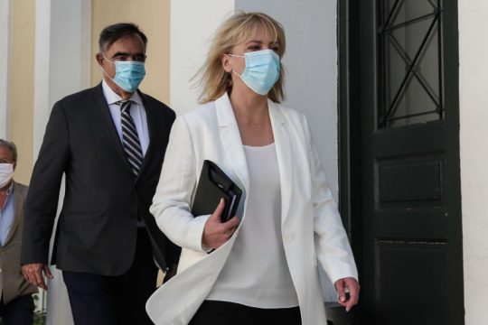 Απολογείται η Ρένα Δούρου για τη φονική πυρκαγιά στο Μάτι 