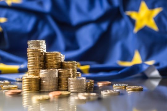Κίνδυνος «λουκέτου» για πάνω από τις μισές μικρομεσαίες επιχειρήσεις της Ευρώπης