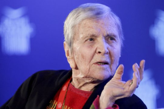 Μια ΕΠΟΝίτισσα για τον κ. Μητσοτάκη